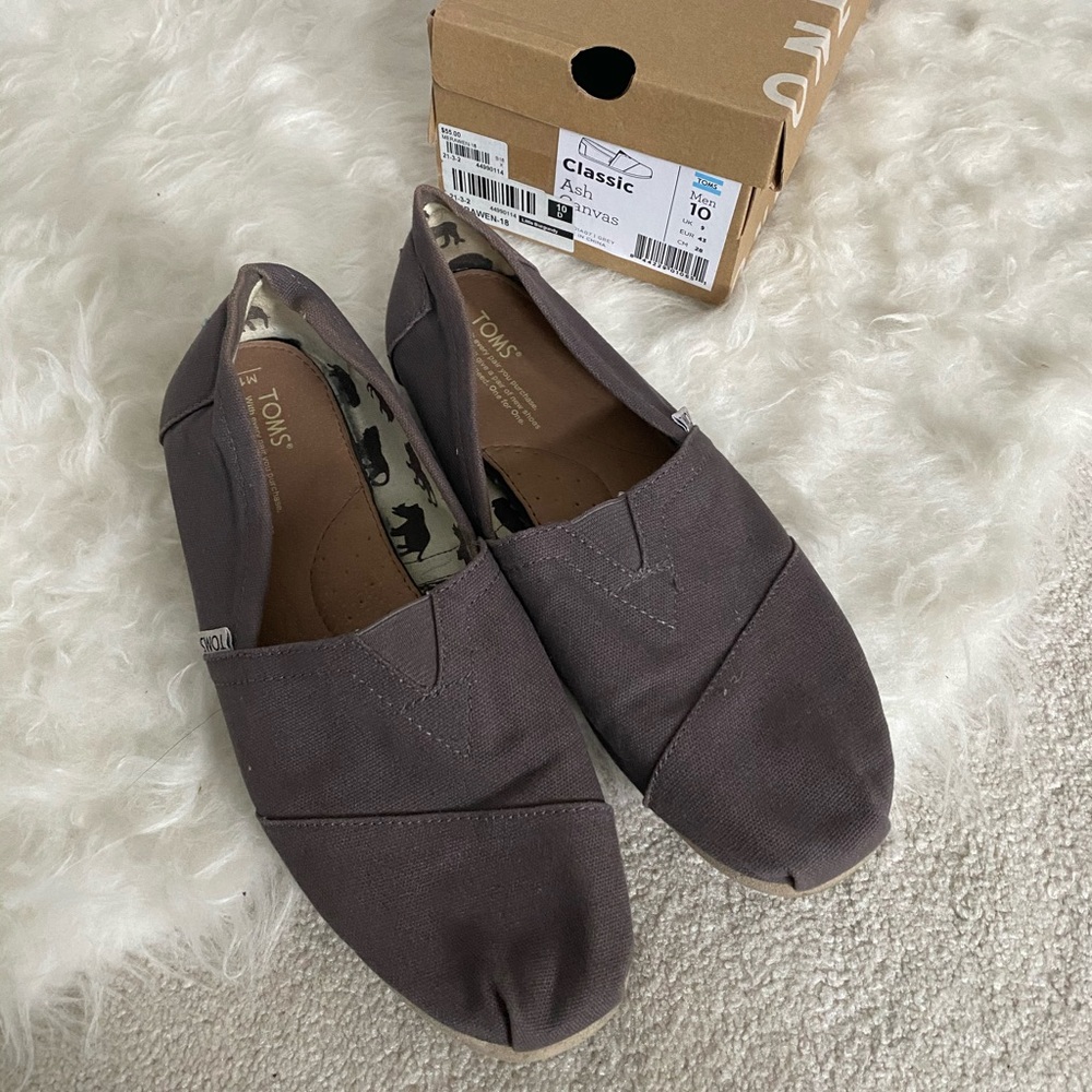 Very Good, Men’s Toms